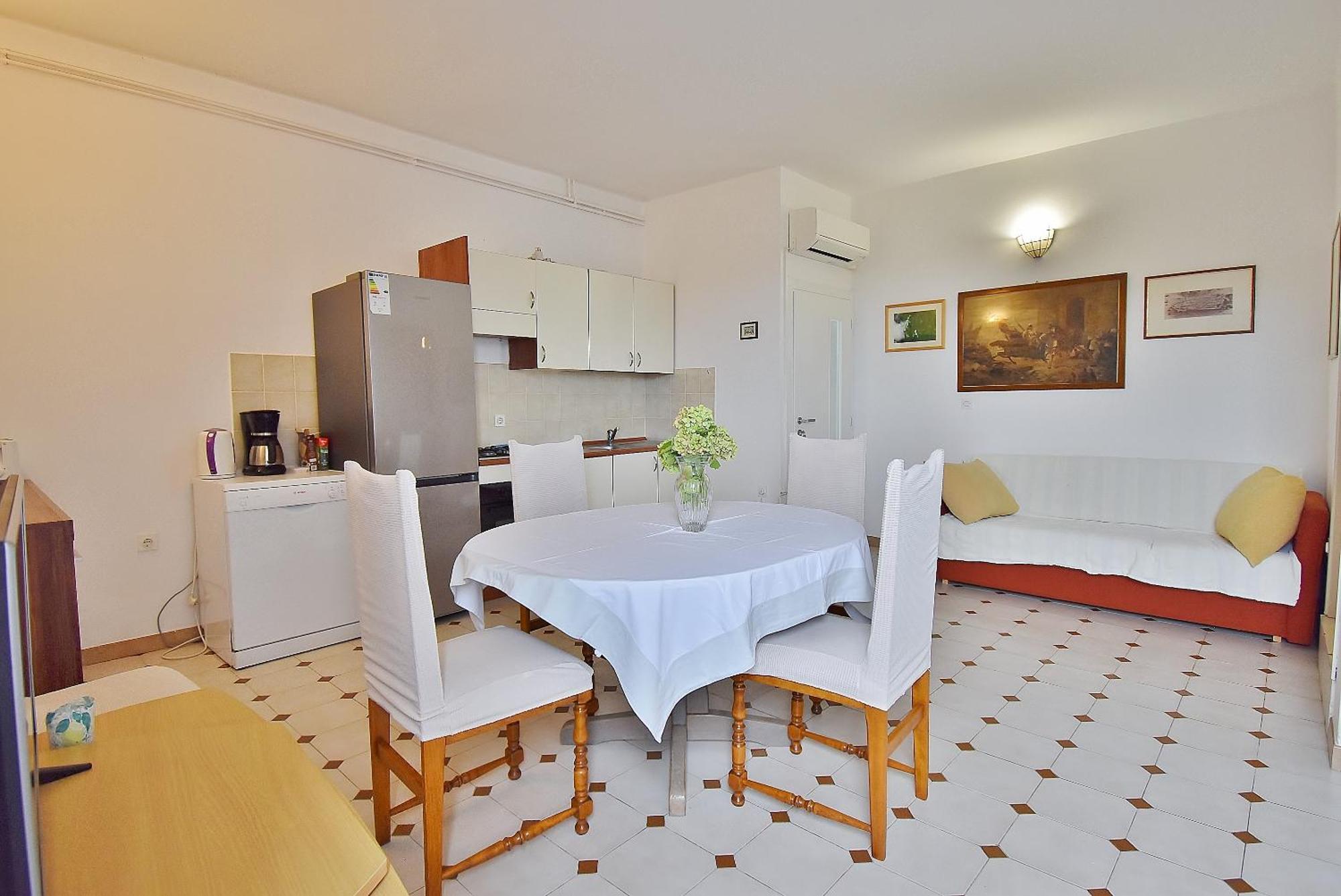 Lucija Apartment Kampor Exterior photo